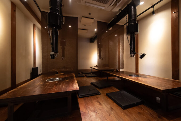 炭蔵 飯田橋店 店舗内装